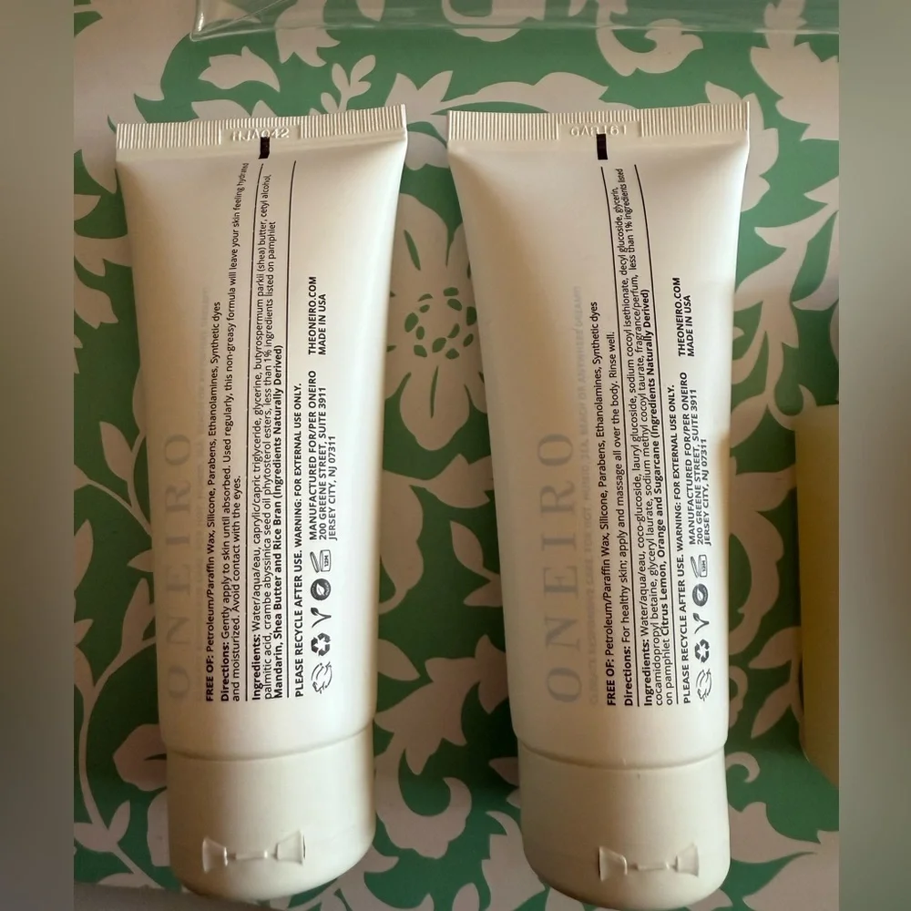 ONEIRO  Sunchasers #4 Piece Set & A Travel Bag .
